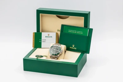 Rolex Submariner Date 40mm 'Hulk" Stainless Steel Oyster 116610LV 2017