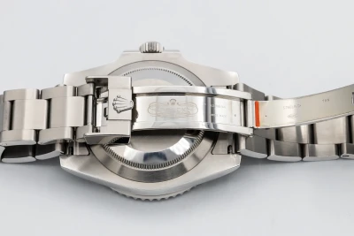 Rolex Submariner Date 40mm 'Hulk" Stainless Steel Oyster 116610LV 2017